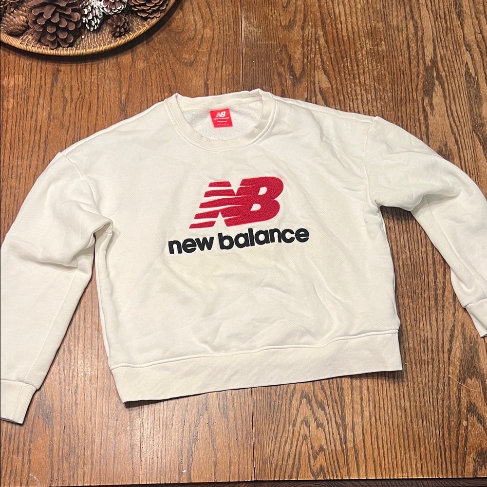 NWOT New Balance Embroidered Sweatshirt